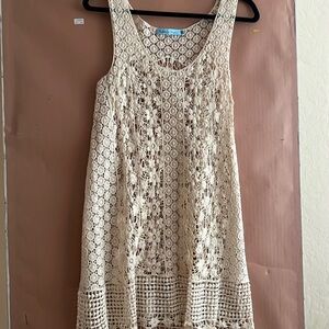 Solitary swim size medium lace beach cover up
